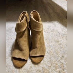 Suede heels, 5.5